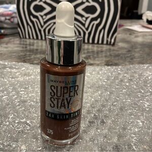 Maybelline Super Stay 24H Skin Tint - Deep Brown